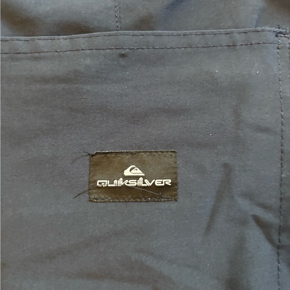 Quiksilver Men's Navy Hybrid Shorts - Picture 4 of 4